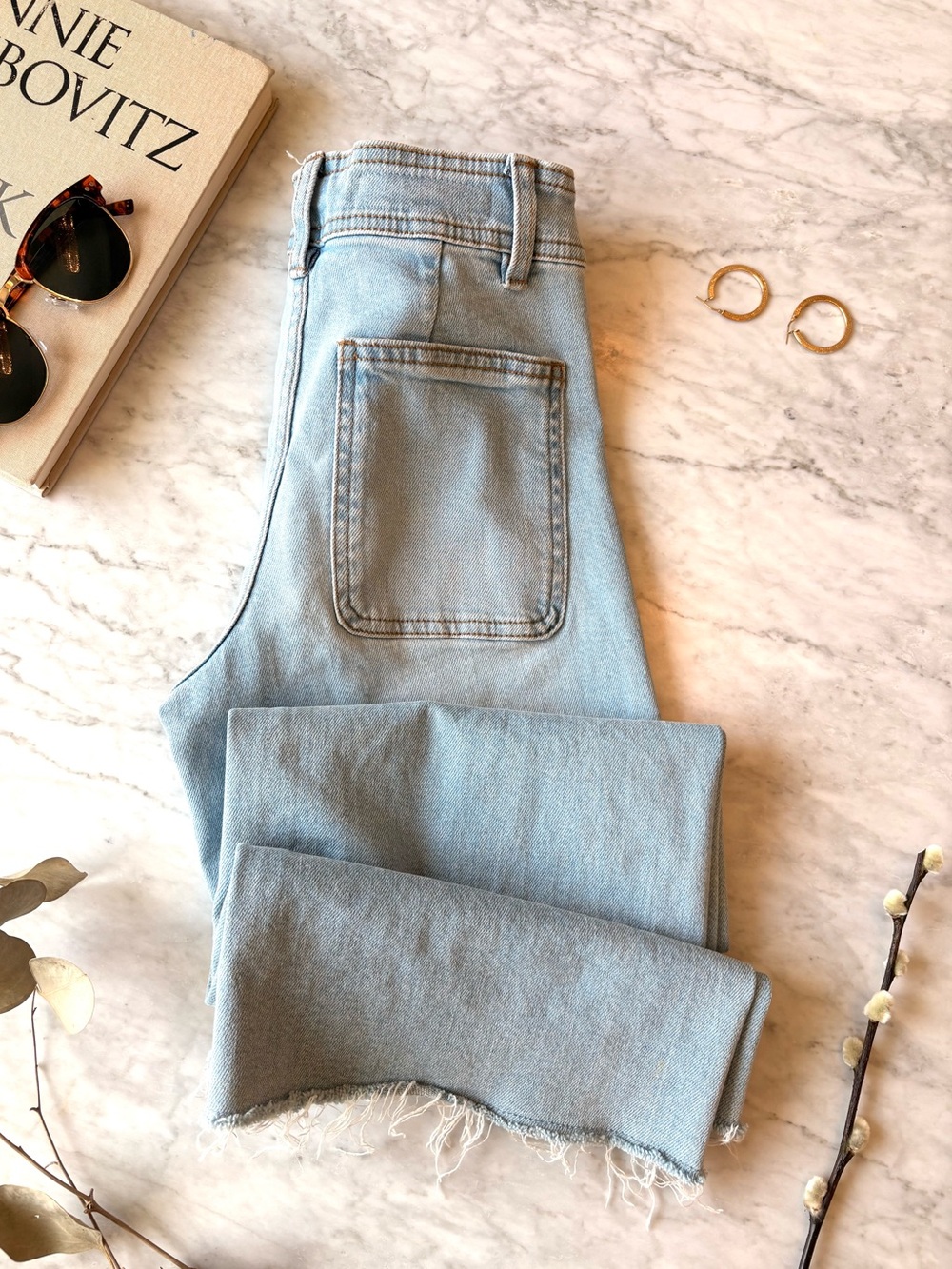 Zara Girls Light Wash Wide Leg Jeans Size 9 Adjustable Waist Raw Hem